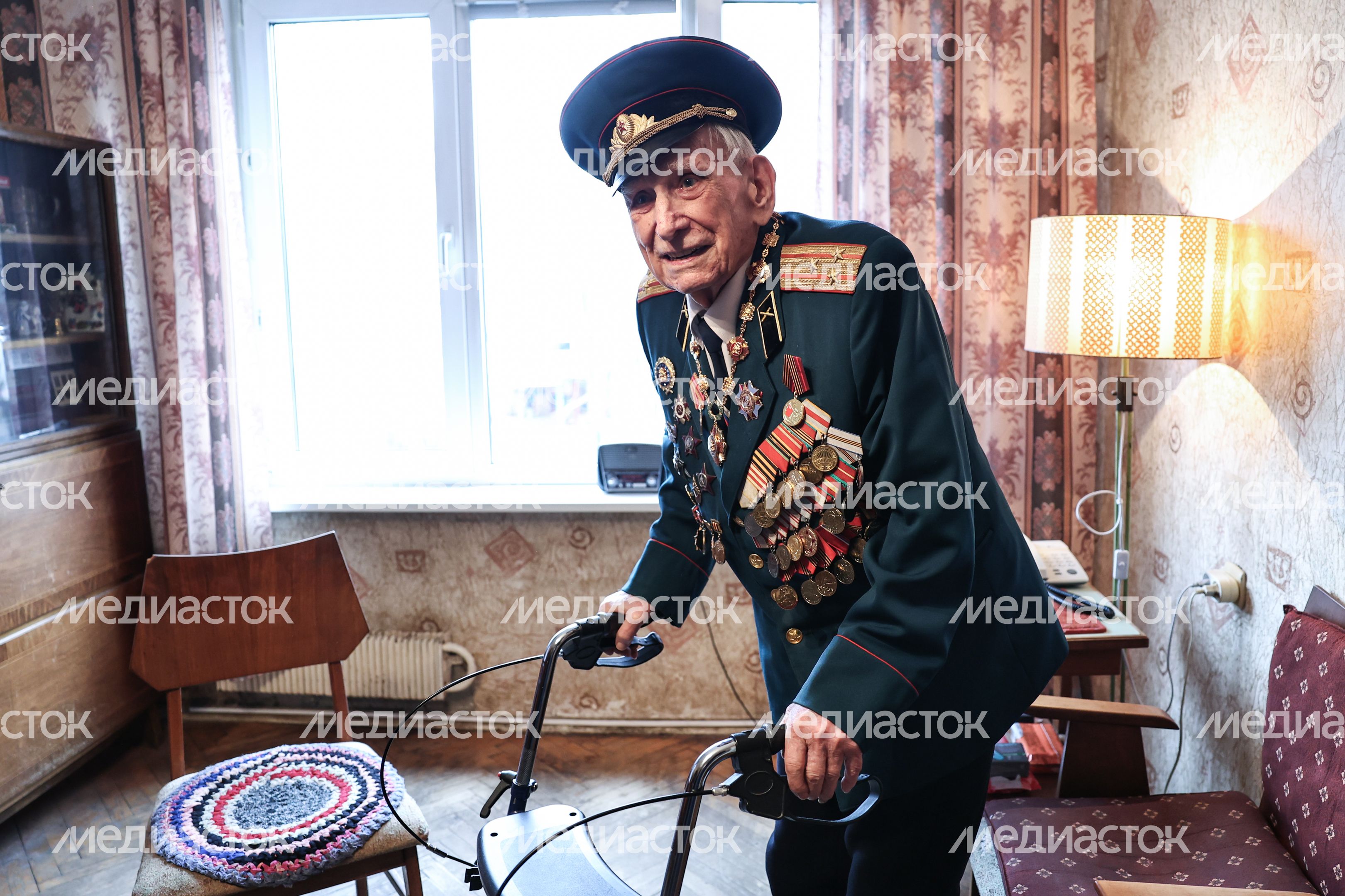 Ветерану войны Александру Золотову присвоили звание Почетного гражданина Московской области Ветерану войны Александру Золотову присвоили звание Почетного гражданина Московской области