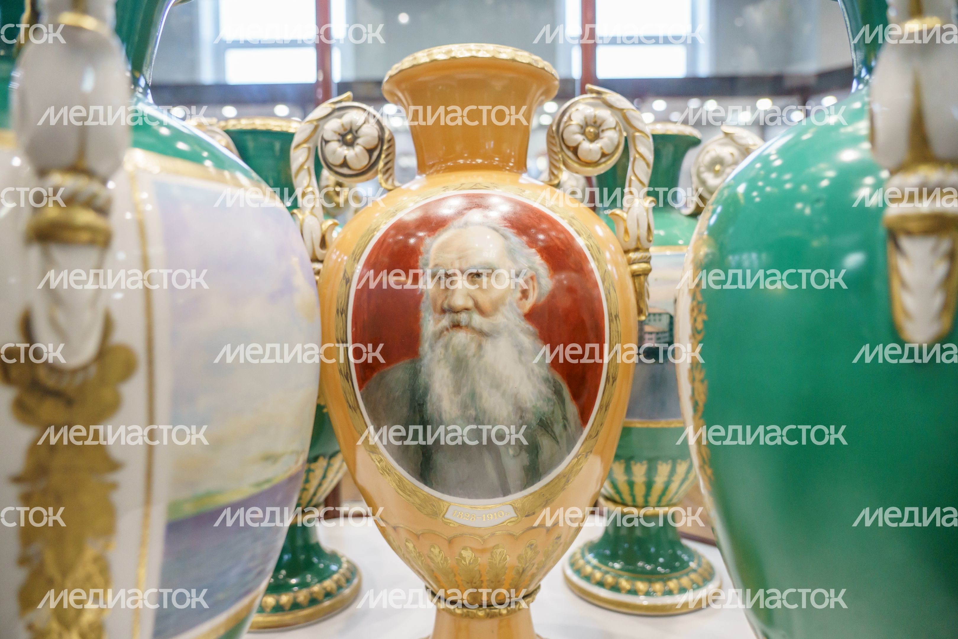 Ликино-Дулево. Дулевский музей фарфора Ликино-Дулево. Дулевский музей фарфора