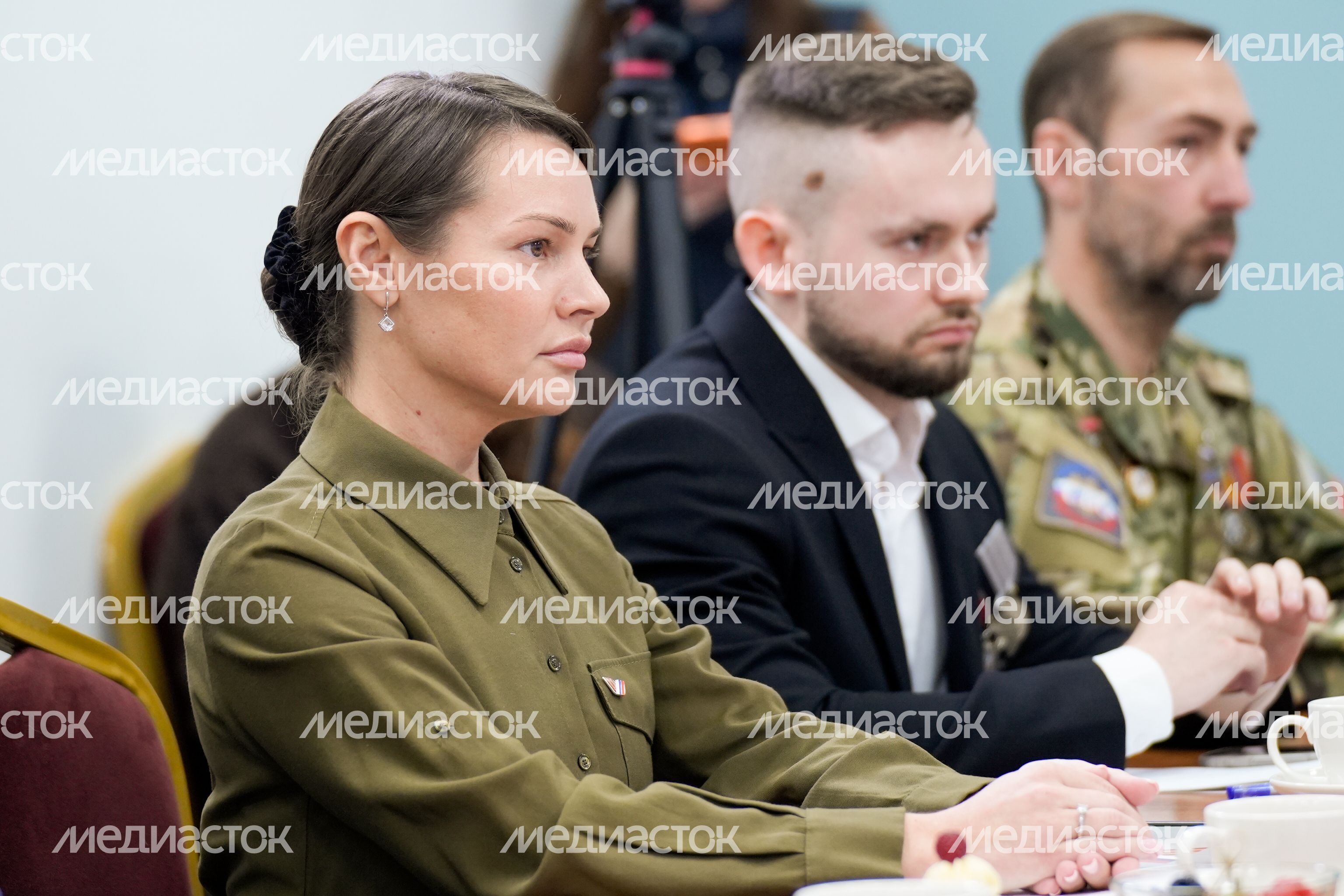 Андрей Воробьев и Игорь Щёголев встретились с финалистами программы "Герои Подмосковья" Андрей Воробьев и Игорь Щёголев встретились с финалистами программы "Герои Подмосковья"