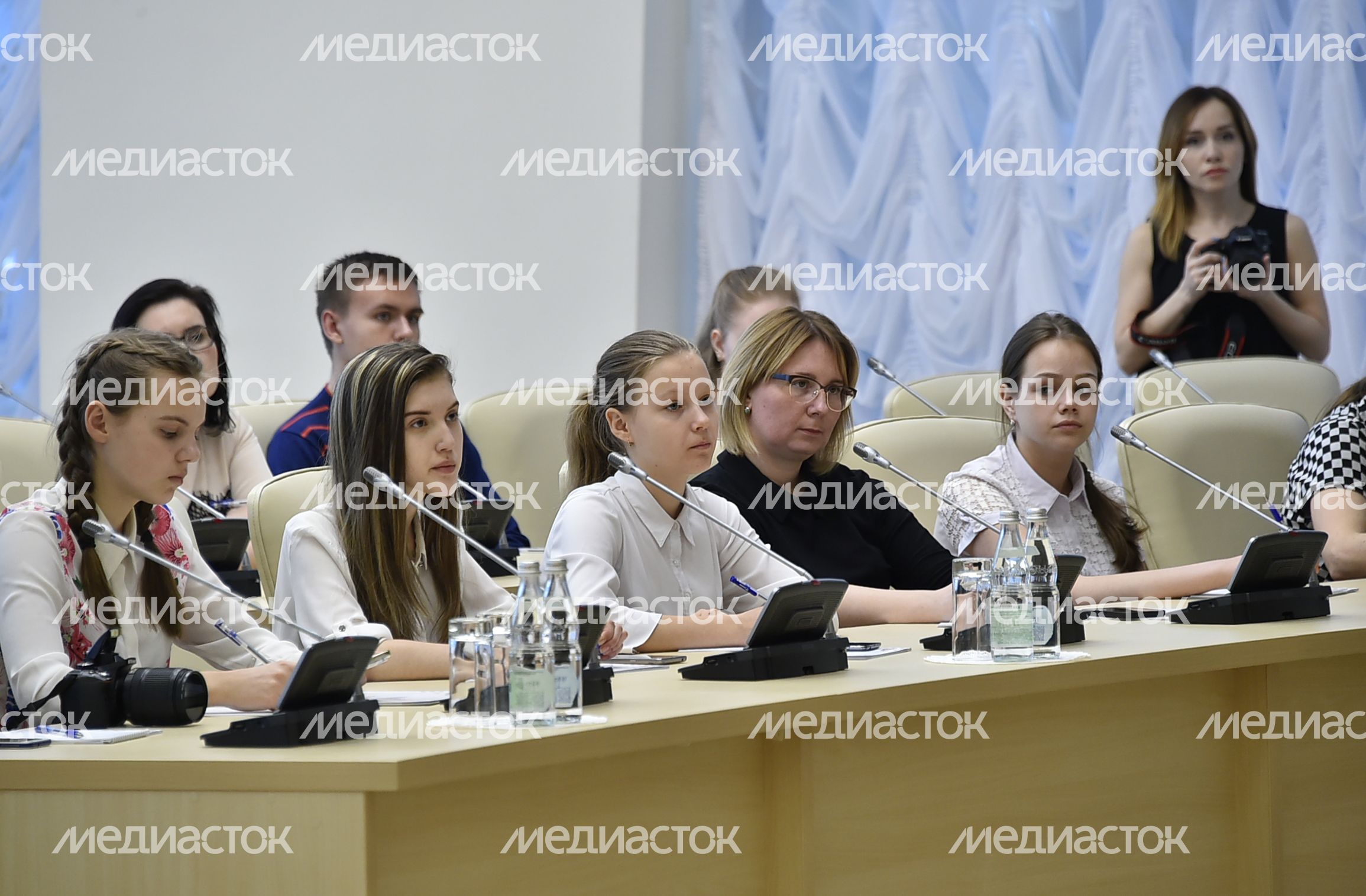 Молодые журналисты обсудили развитие профессии на обучающем семинаре в Подмосковье Молодые журналисты обсудили развитие профессии на обучающем семинаре в Подмосковье