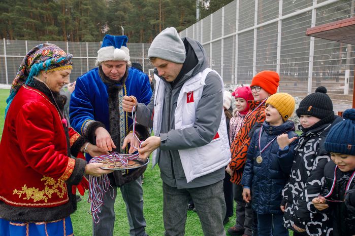 Спортивно-развлекательное мероприятие «Бегущие по снегу» в Кузьминском лесопарке в Котельниках