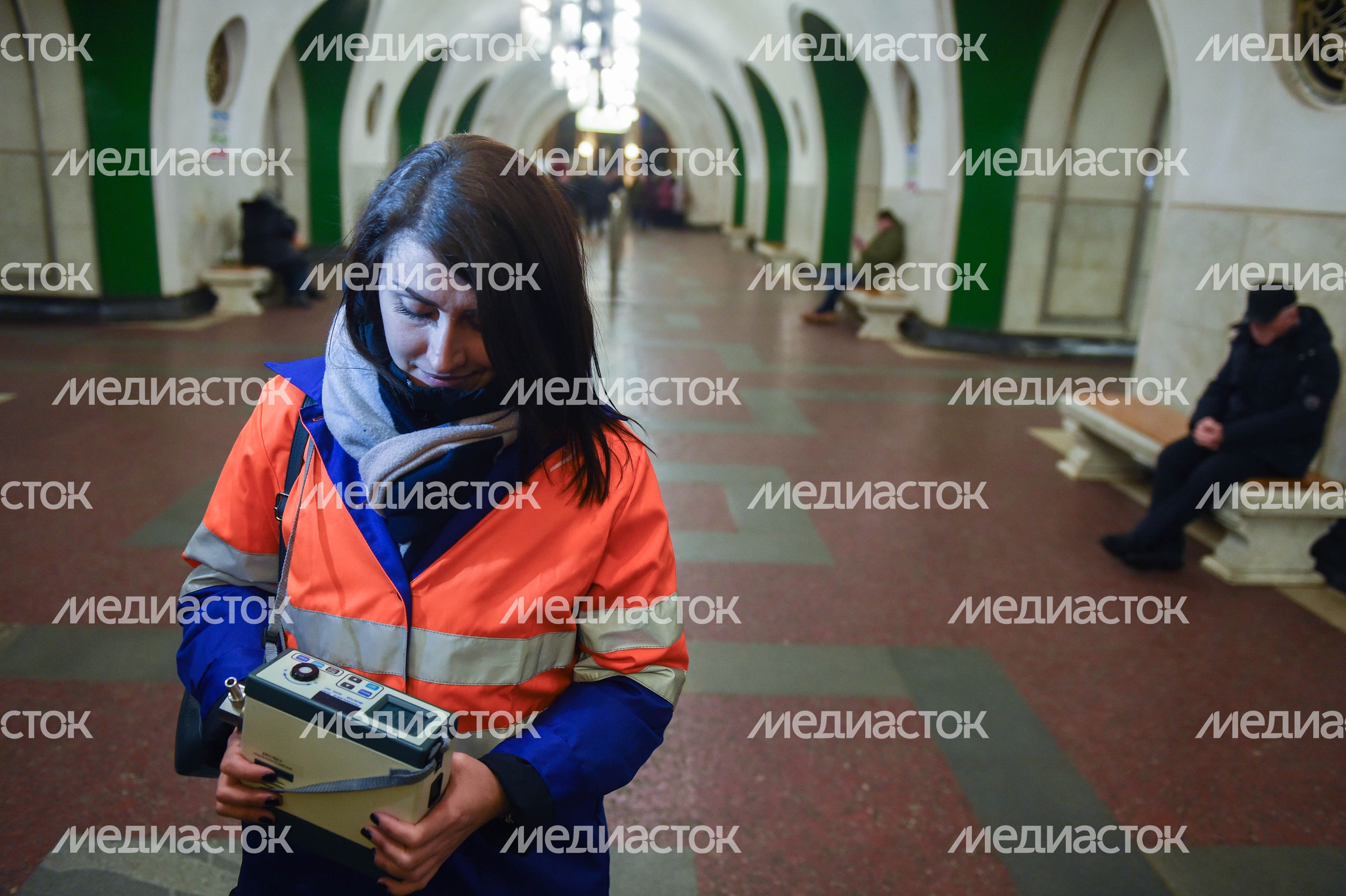 Проверка воздуха в Московском метрополитене