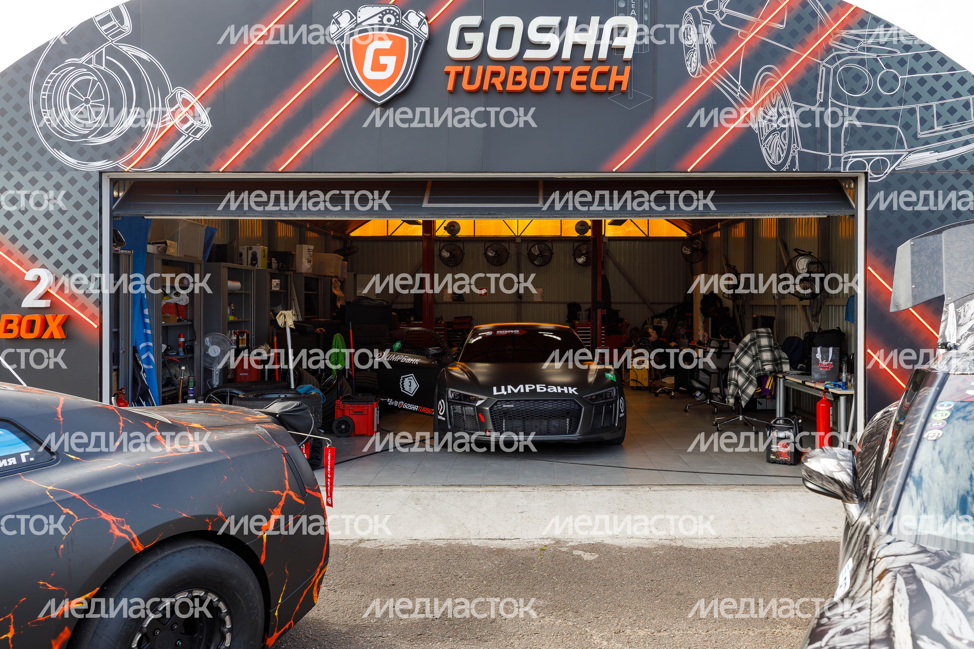 На Sueta Car Fest выбрали лучшие автомобили по тюнингу и автозвуку На Sueta Car Fest выбрали лучшие автомобили по тюнингу и автозвуку