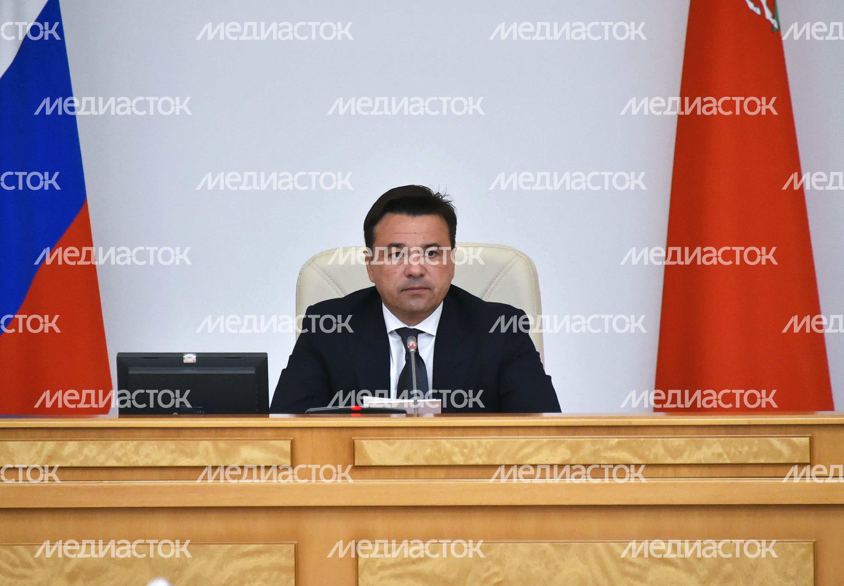 Губернатор провел расширенное заседание правительства Подмосковья