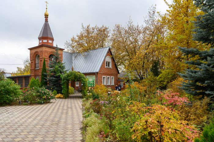 Храм Иоанна Богослова в Ликино-Дулево