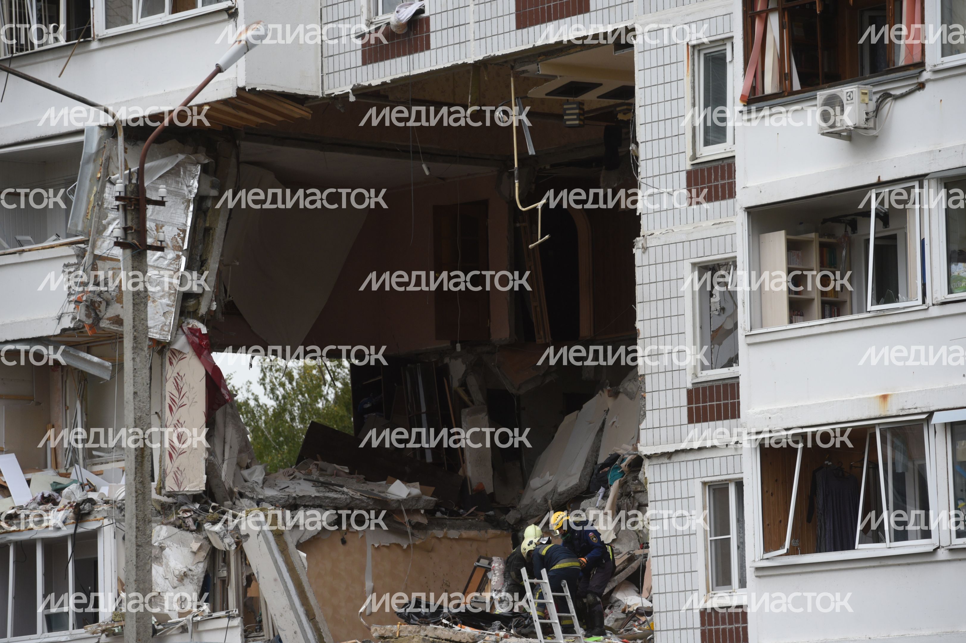 Кадры с места взрыва газа в жилом доме в Ногинске