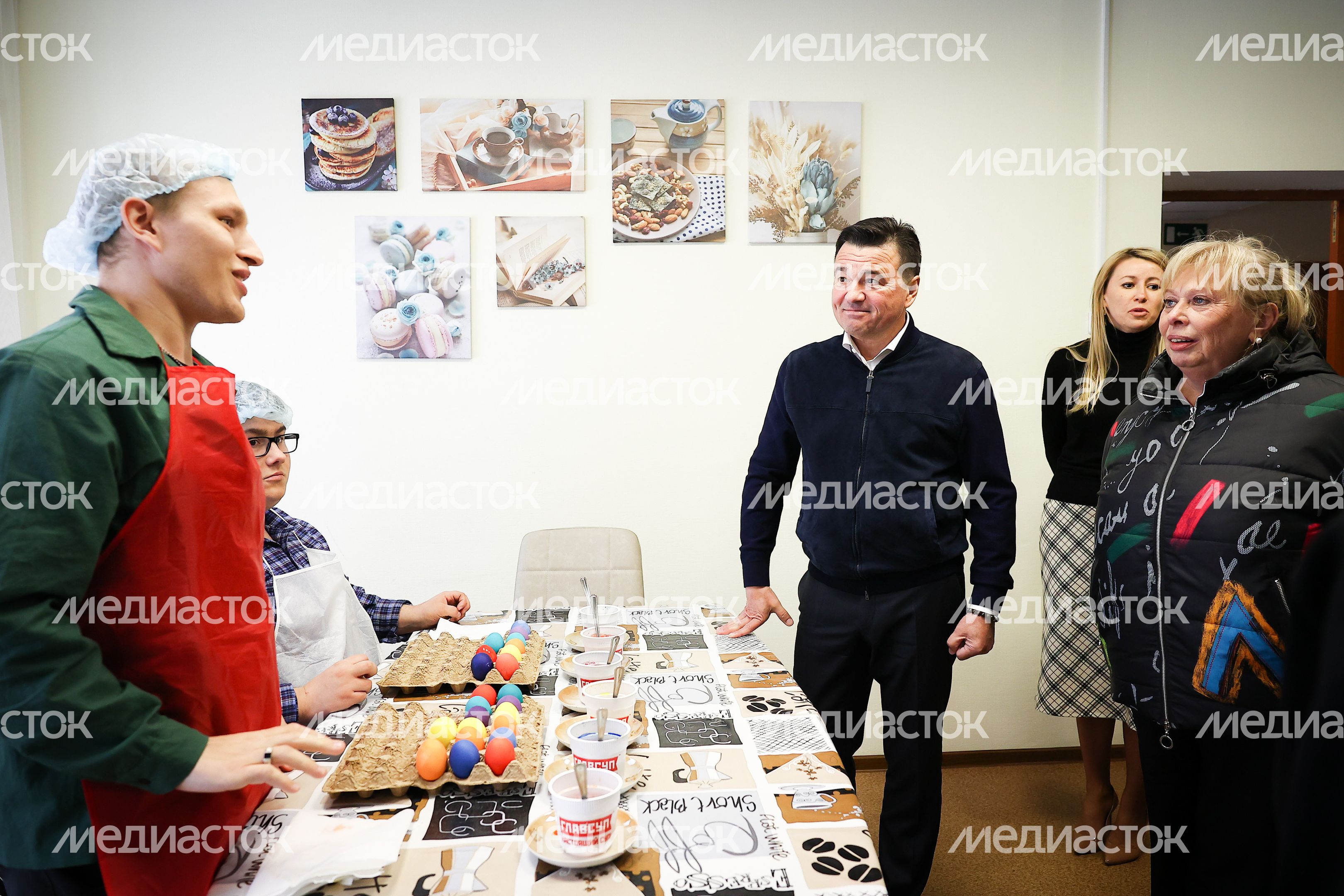 Губернатор навестил ребят, воспитывающихся в Семейном центре «Дмитровский»