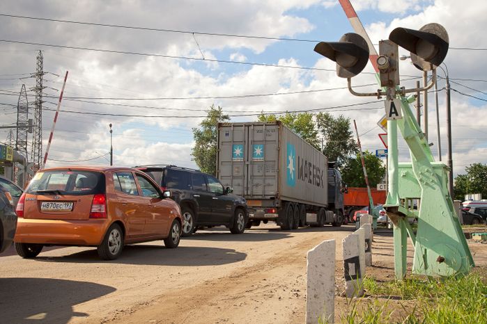 Железнодорожный переезд в Люберцах