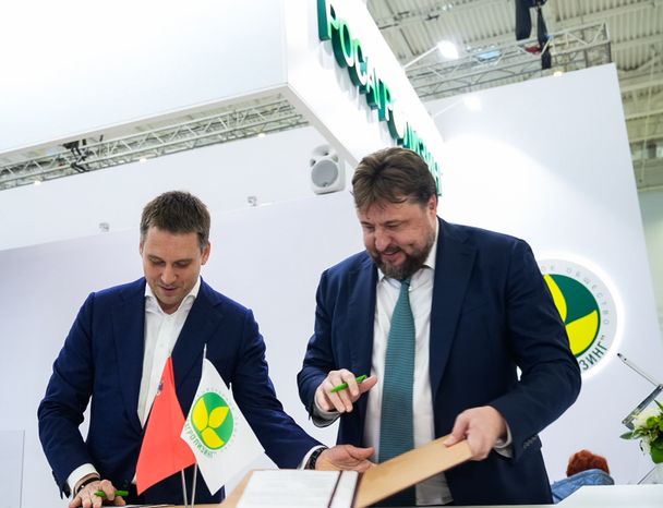 Вячеслав Духин подписал ряд соглашений о реализации в Подмосковье крупных агропромышленных проектов