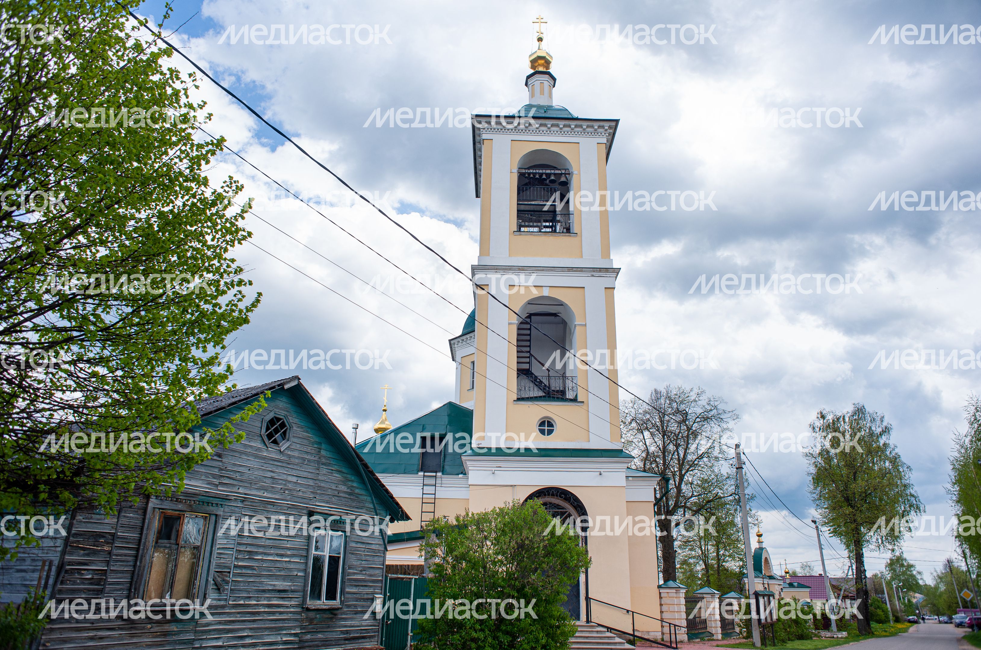 Весенние виды города Верея
