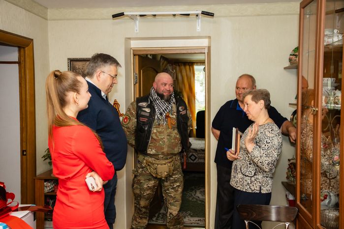 Визит Кирилла Григорьева к ветерану Великой Отечественной войны