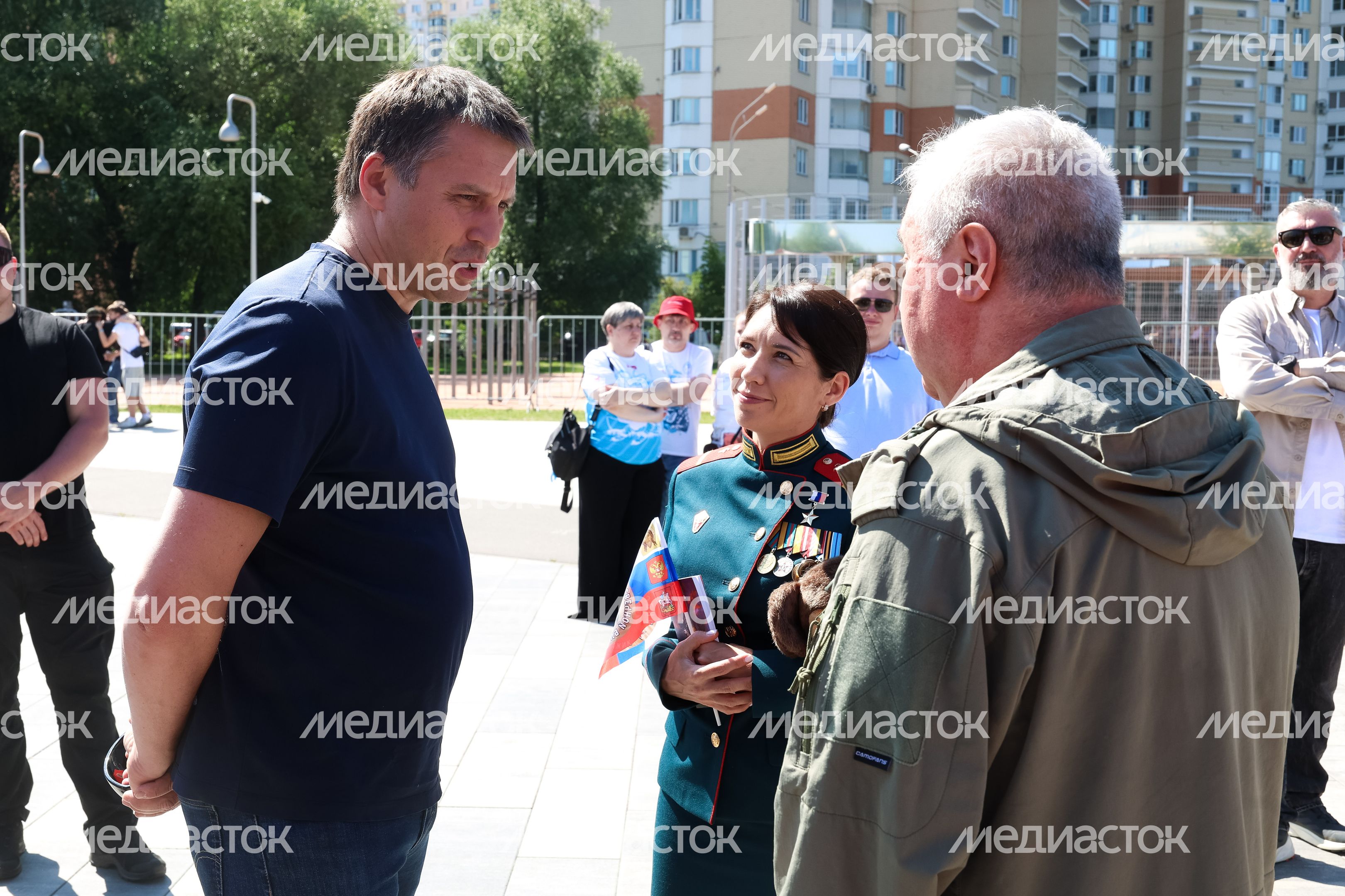 Вячеслав Духин встретился с "Волонтерами Подмосковья" на фестивале регионального движения