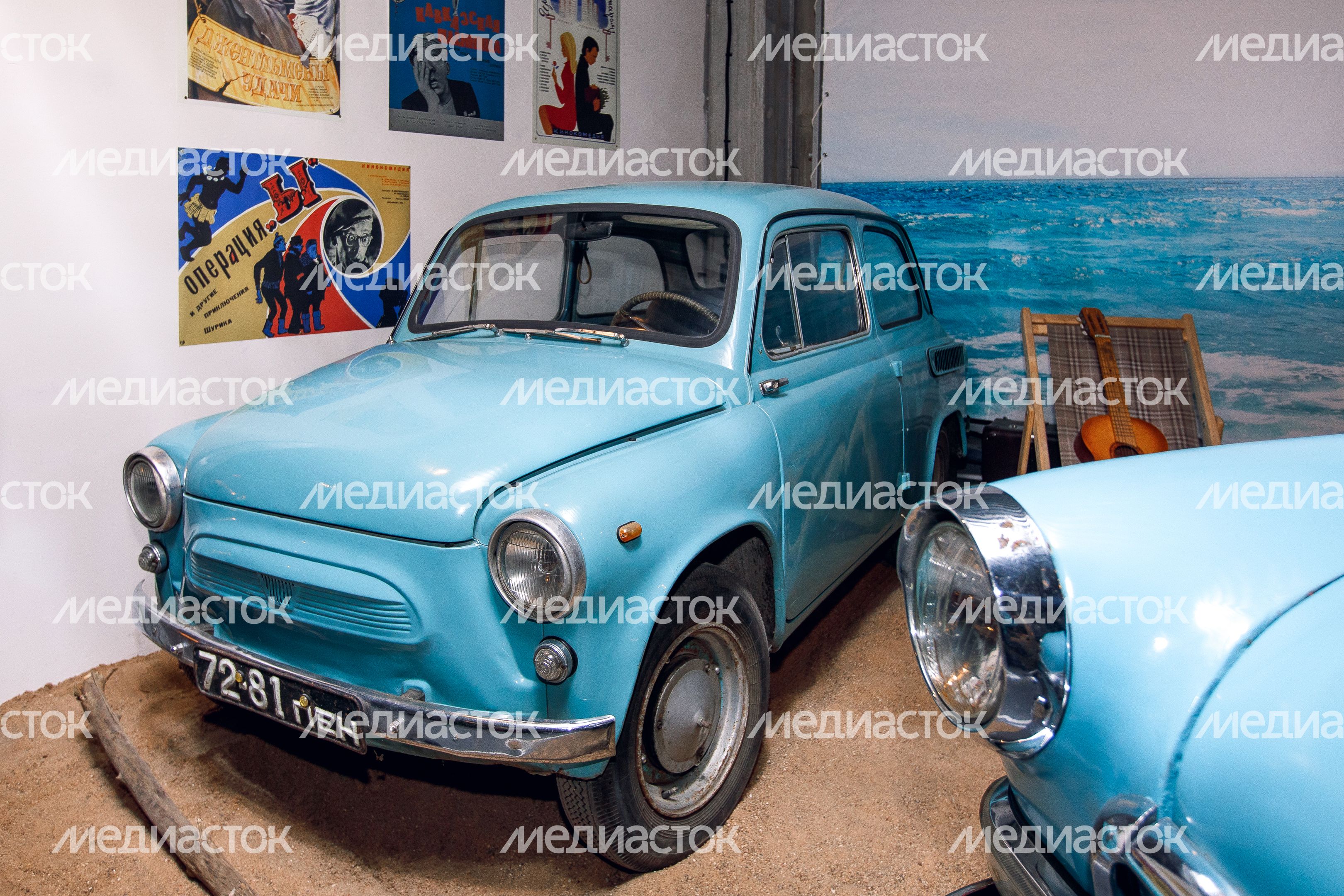 Советский автомобиль ЗАЗ-965 «Запорожец» в музее «Ретро-гараж» в Сергиевом Посаде