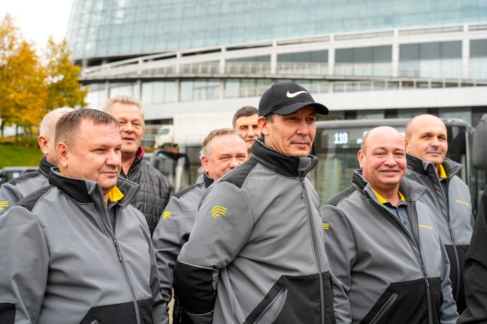 Андрей Воробьев передал партию новых автобусов округам Подмосковья