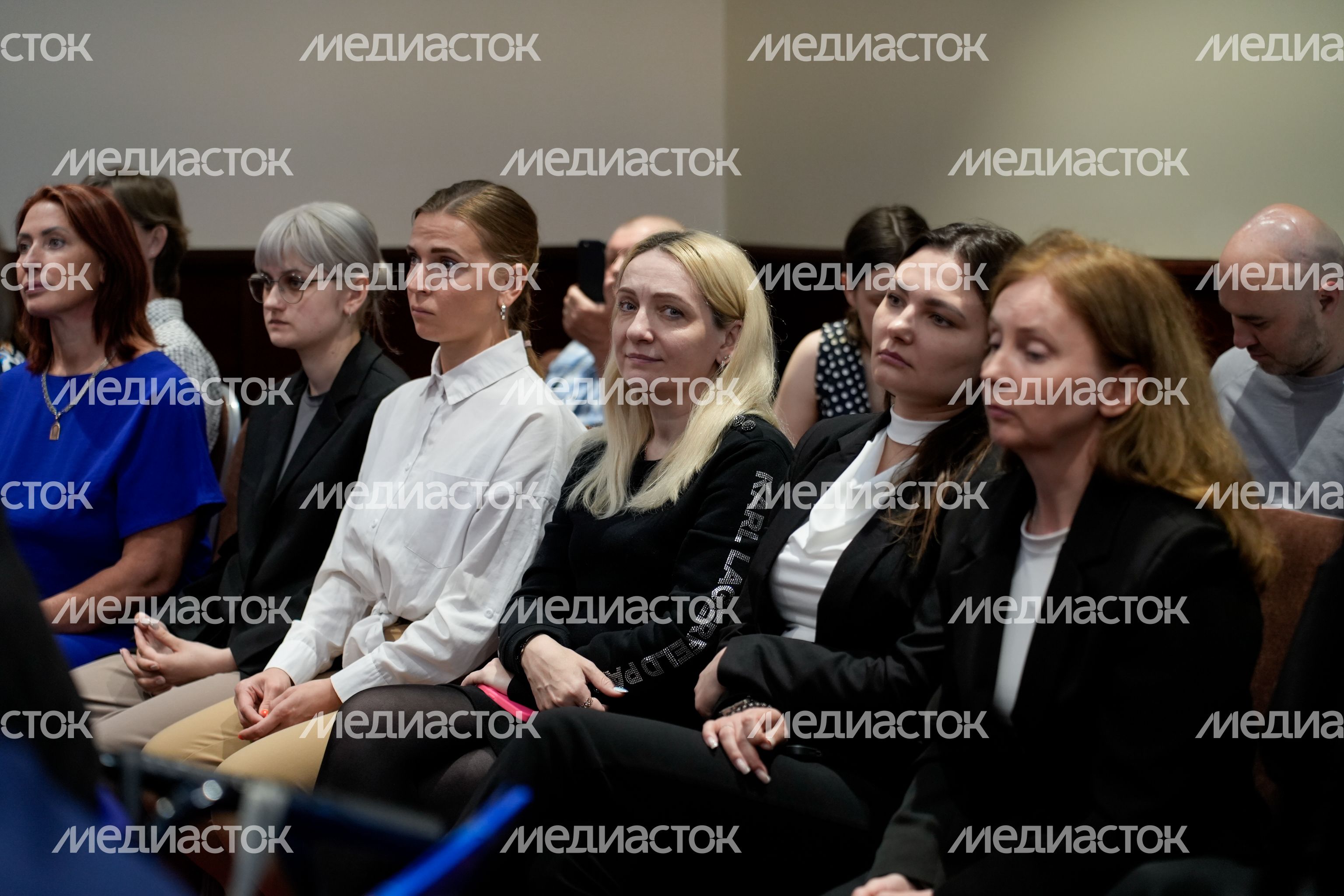 Ветераны СВО и семьи погибших героев в Доме правительства Московской области Ветераны СВО и семьи погибших героев в Доме правительства Московской области