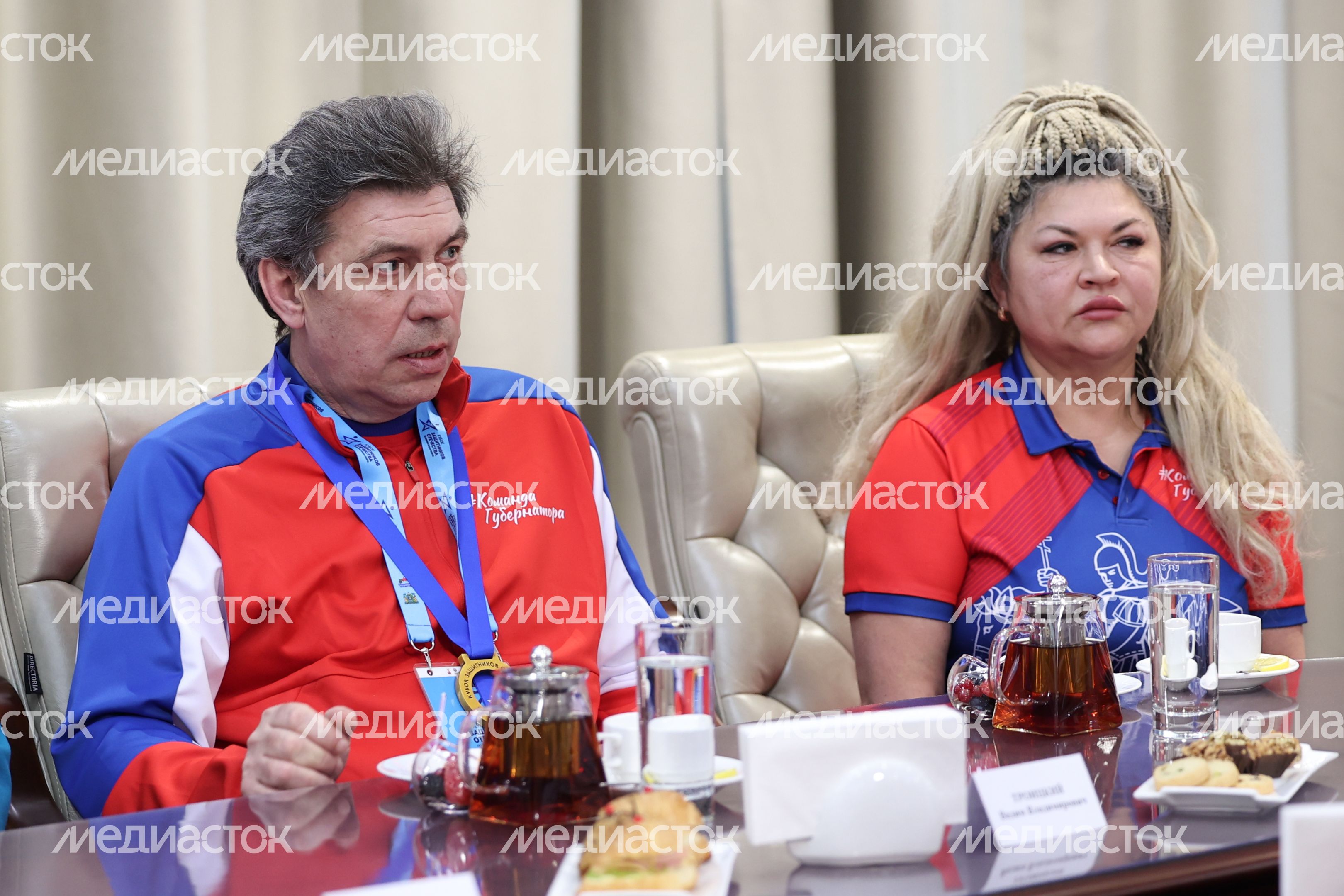 Команда по следж-хоккею «Гвардия» взяла золото на Всероссийском «Кубке защитников Отечества» Команда по следж-хоккею «Гвардия» взяла золото на Всероссийском «Кубке защитников Отечества»