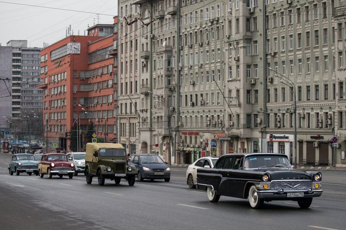 Автопробег в честь 55-летия полета Гагарина в Москве