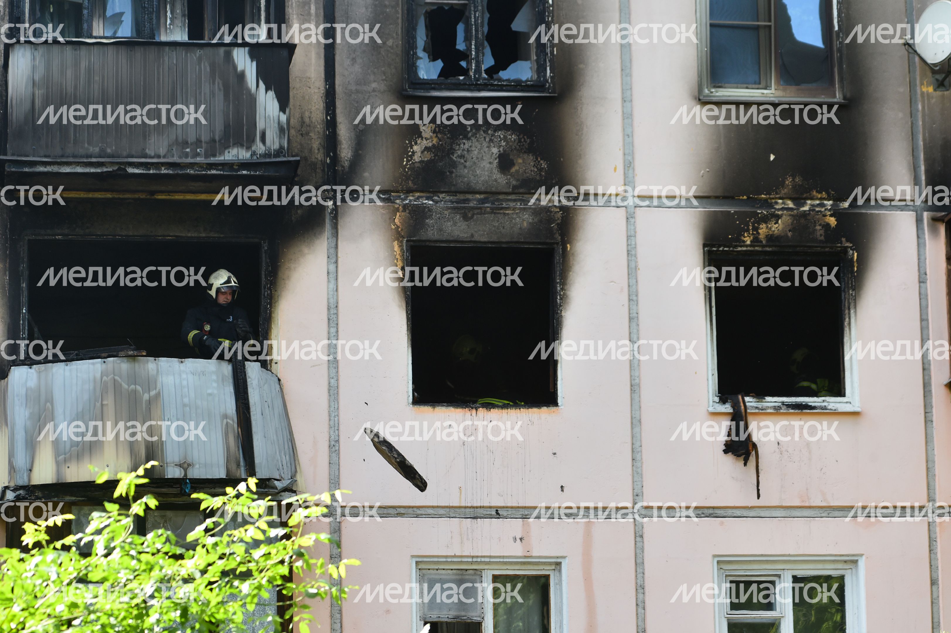 Кадры с места взрыва в доме на улице Проходчиков в Москве