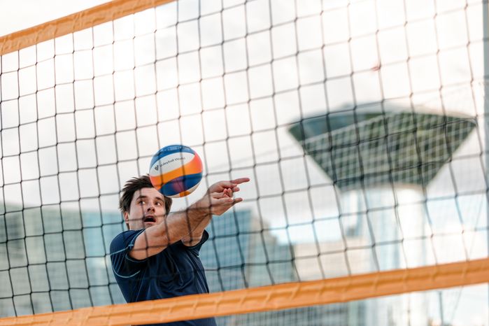 Пляжный волейбол на новой площадке «Пойма volley» в Красногорске