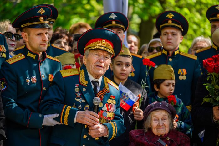 Торжественная церемония зажжения Вечного огня в Королеве