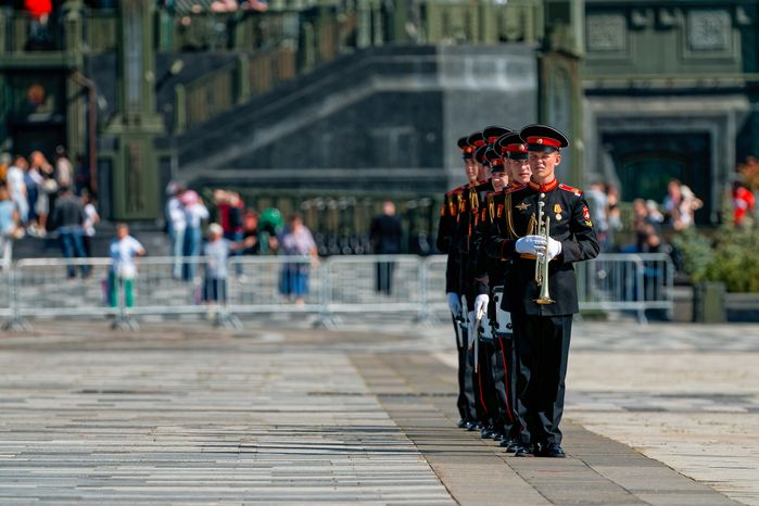 Лучшие военные оркестры силовых ведомств мира на военно-музыкальном фестивале «Спасская башня» у Главного храма ВС РФ