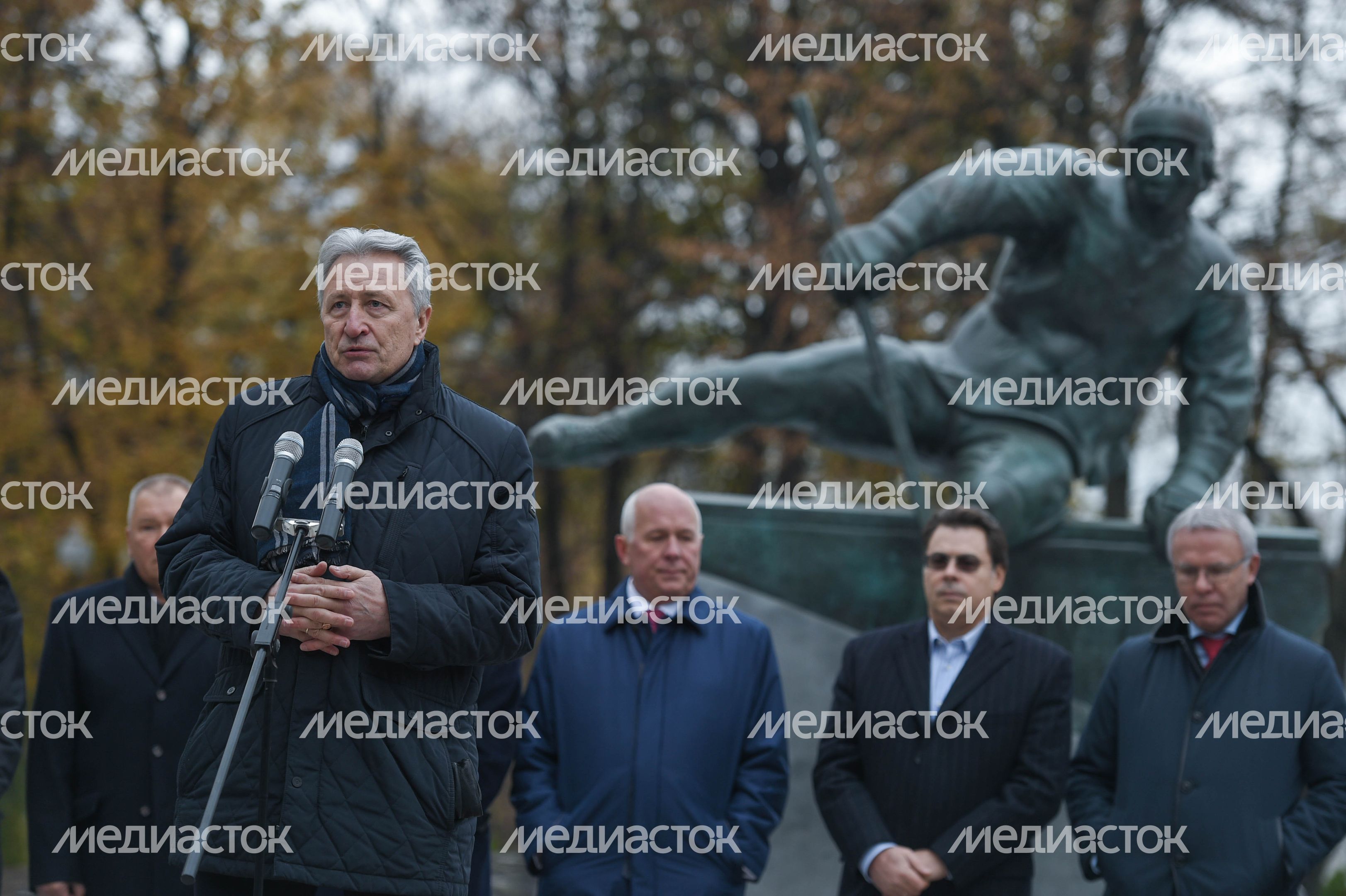 Открытие памятника легенде хоккея Валерию Харламову в «Лужниках»
