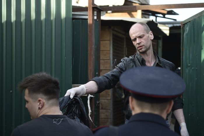 Зоозащитники собрались у приюта «Эко Вешняки» в Москве