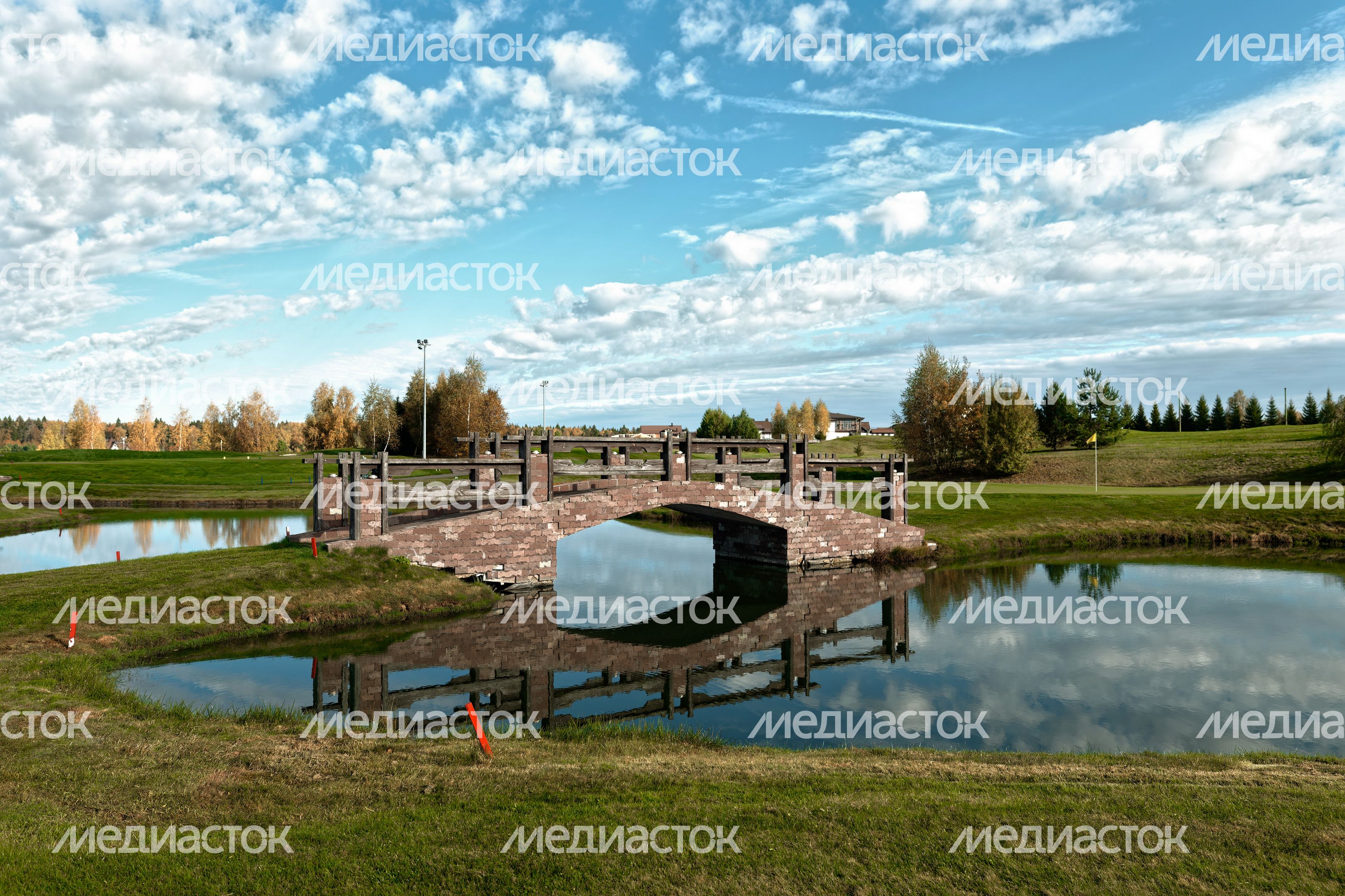Гольф-поле клуба Dmitrov Golf Resort в Дмитровском округе