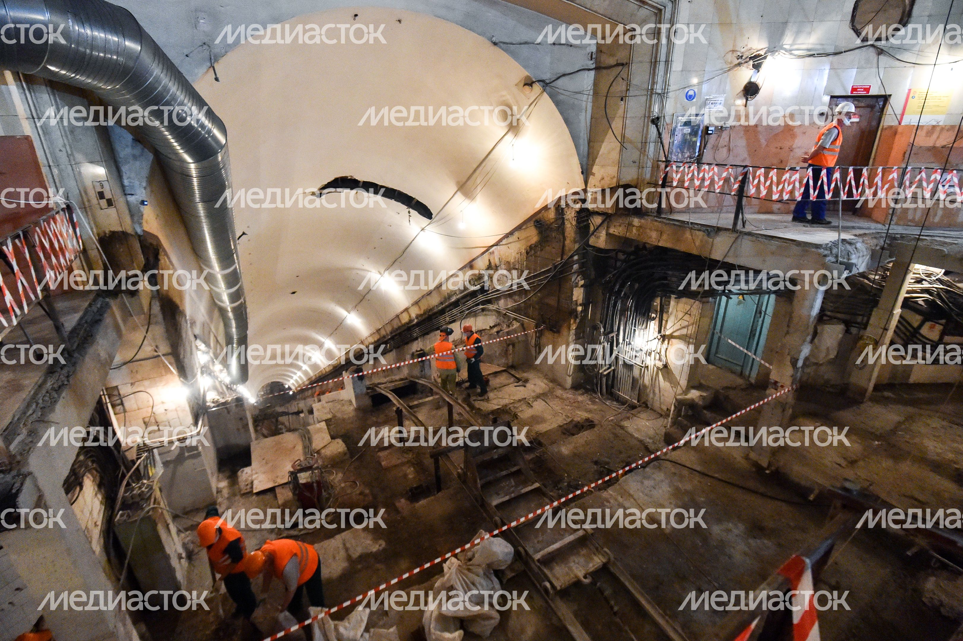 Реконструкция станции «Смоленская» Арбатско-Покровской линии метро в Москве