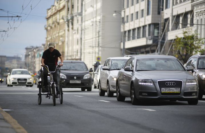 Велосипедист в Москве