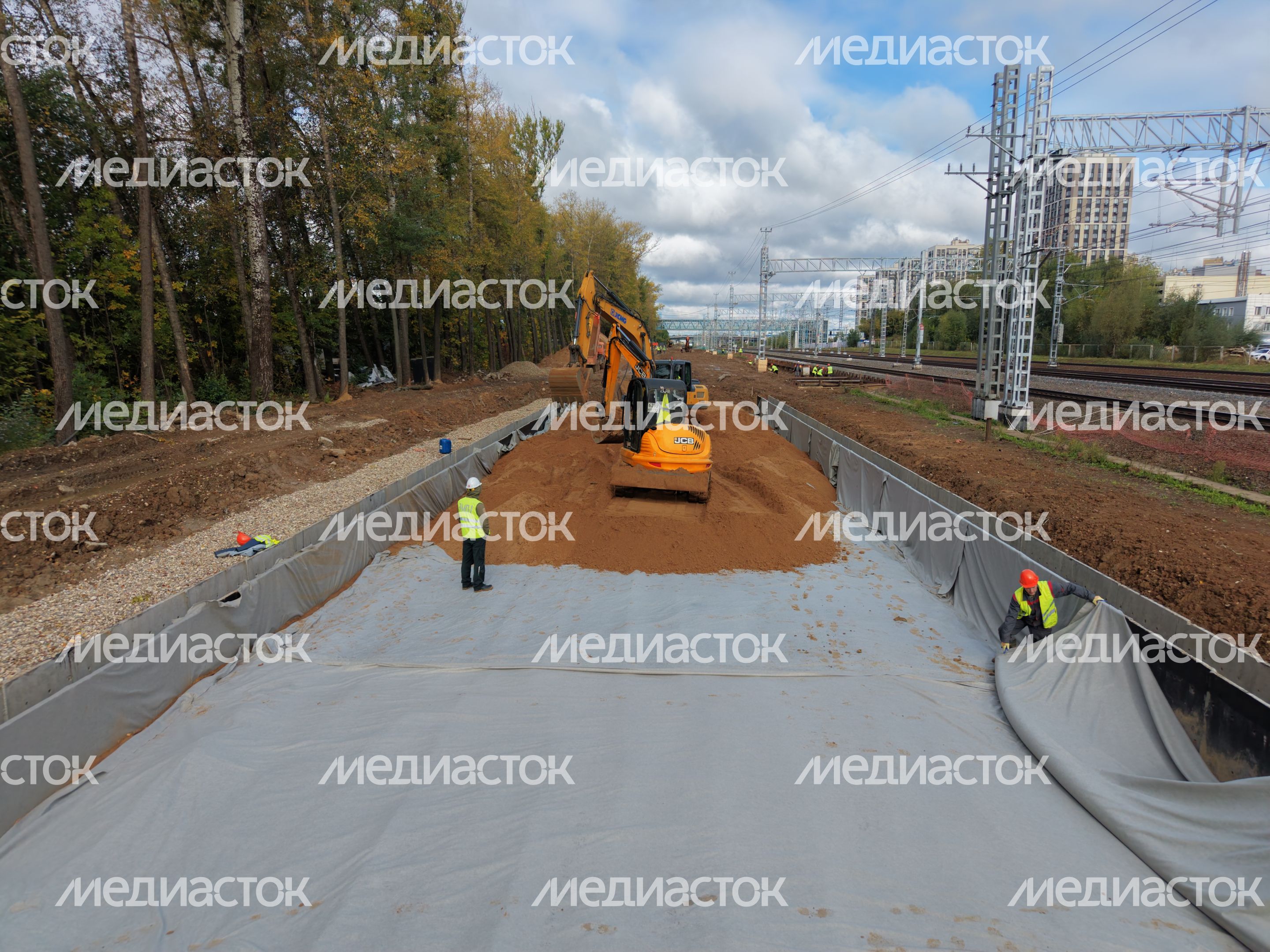 Вид сверху на строительство железнодорожной станции МЦД-3 «Монумент» в Химках Вид сверху на строительство железнодорожной станции МЦД-3 «Монумент» в Химках