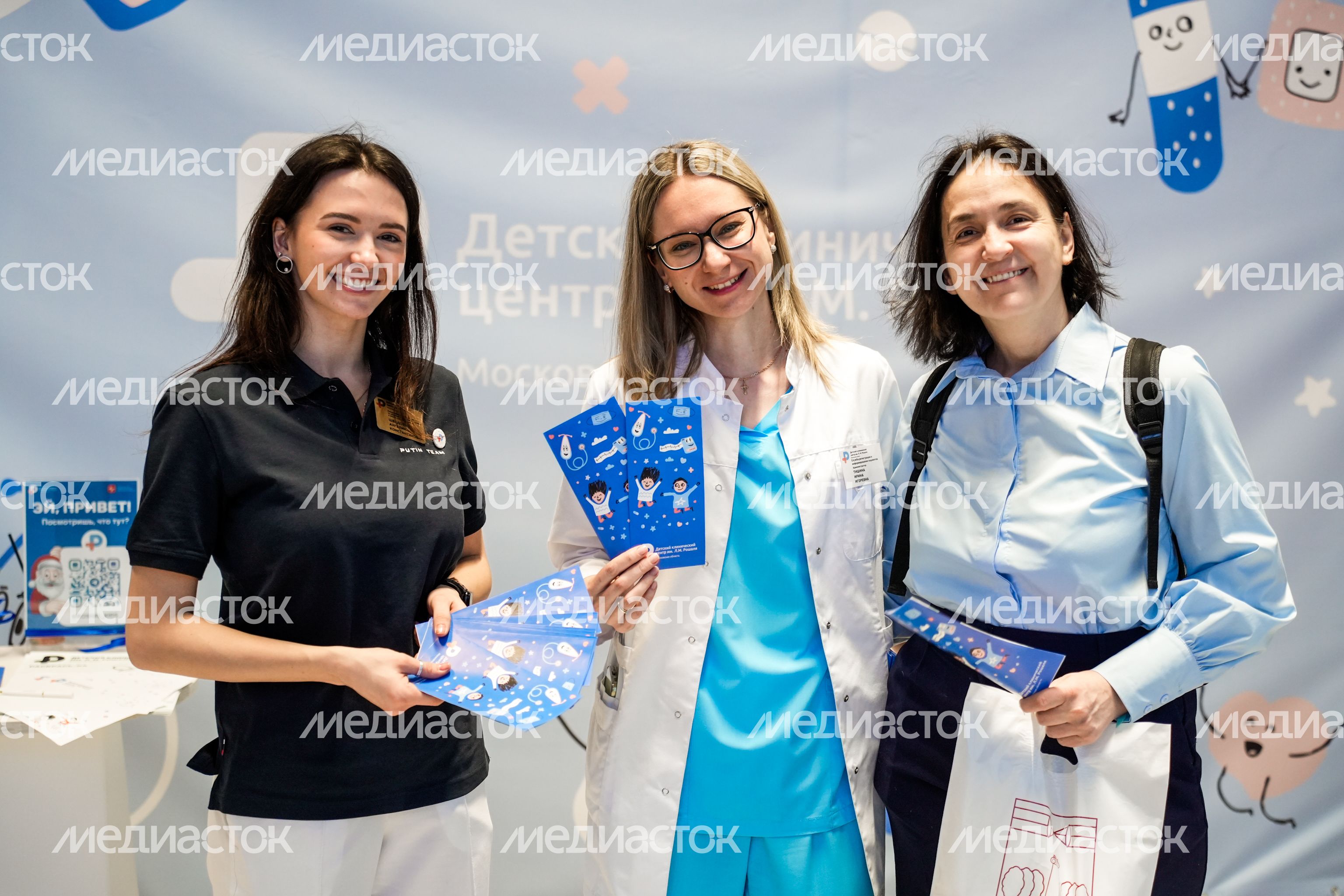 Губернаторскую елку посетят около 24 тыс. ребят со всего Подмосковья Губернаторскую елку посетят около 24 тыс. ребят со всего Подмосковья