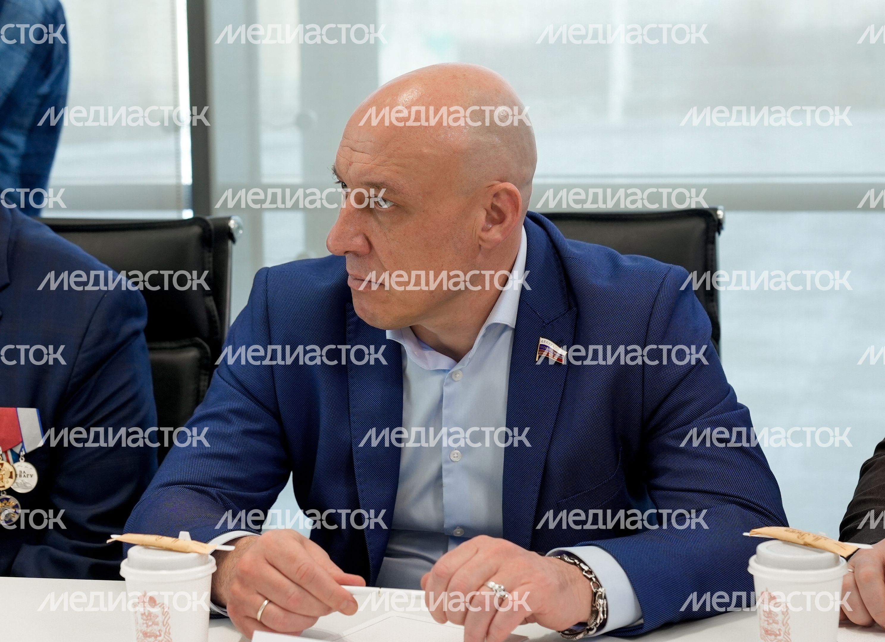 Встреча губернатора с членами Общественного совета образовательной программы "Герои Подмосковья" Встреча губернатора с членами Общественного совета образовательной программы "Герои Подмосковья"
