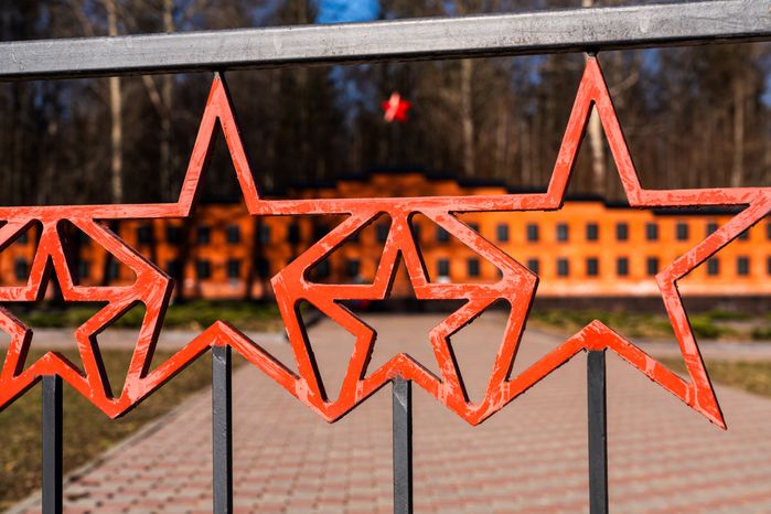 Мемориал «Воинское захоронение» в деревне Мокрое Можайского округа