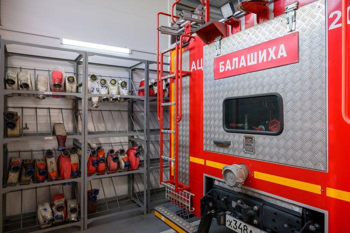 Оборудование для тушения пожара в гараже нового пожарного депо ПСЧ-202 Мособлпожспаса в Балашихе
