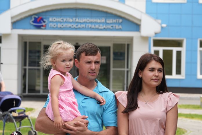 Более 5 тысяч жителей Донбасса и Украины получили помощь в Консультационном центре в Одинцове