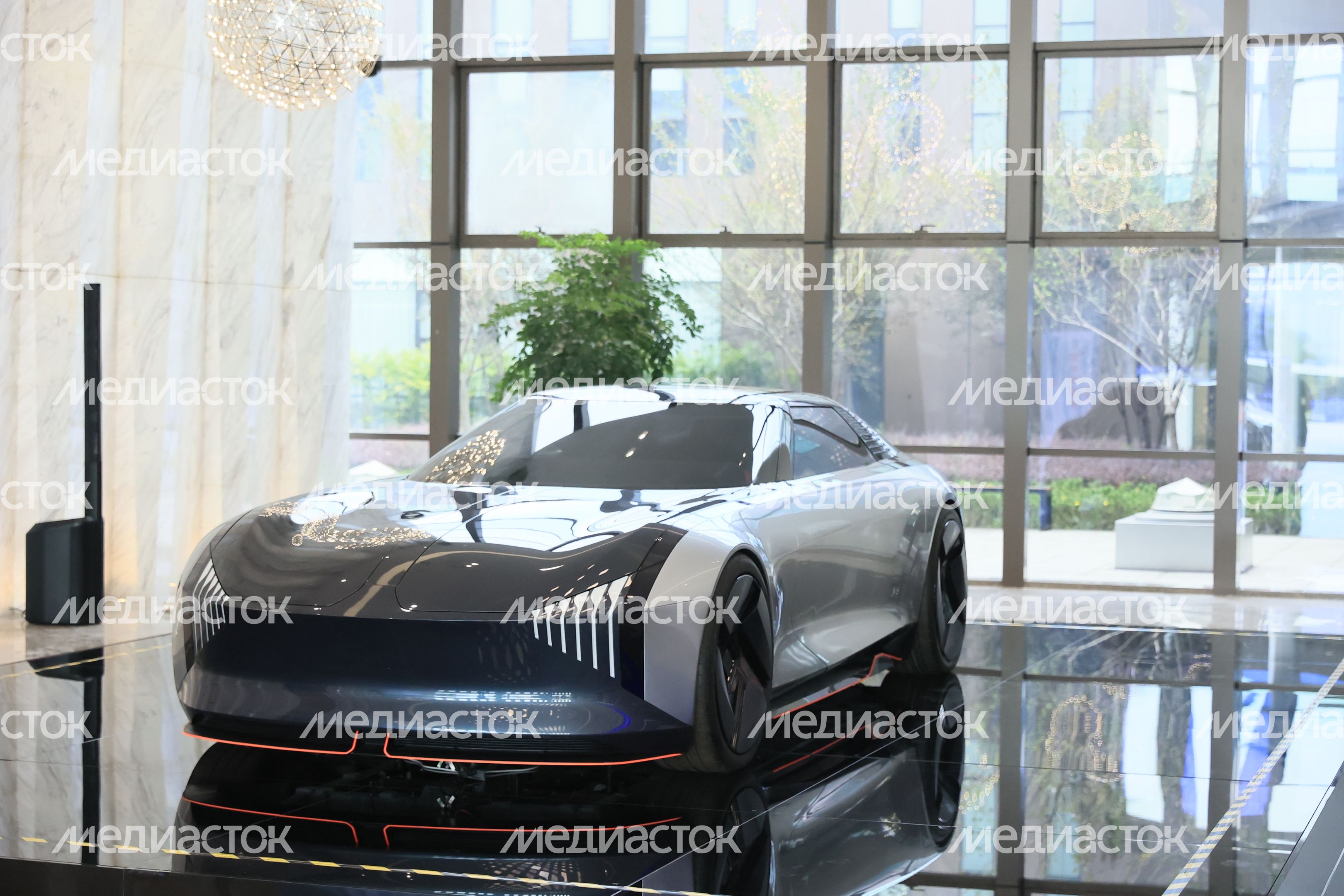 Посещение автозавода Changan Automobile Group в Китае Губернатором Подмосковья
