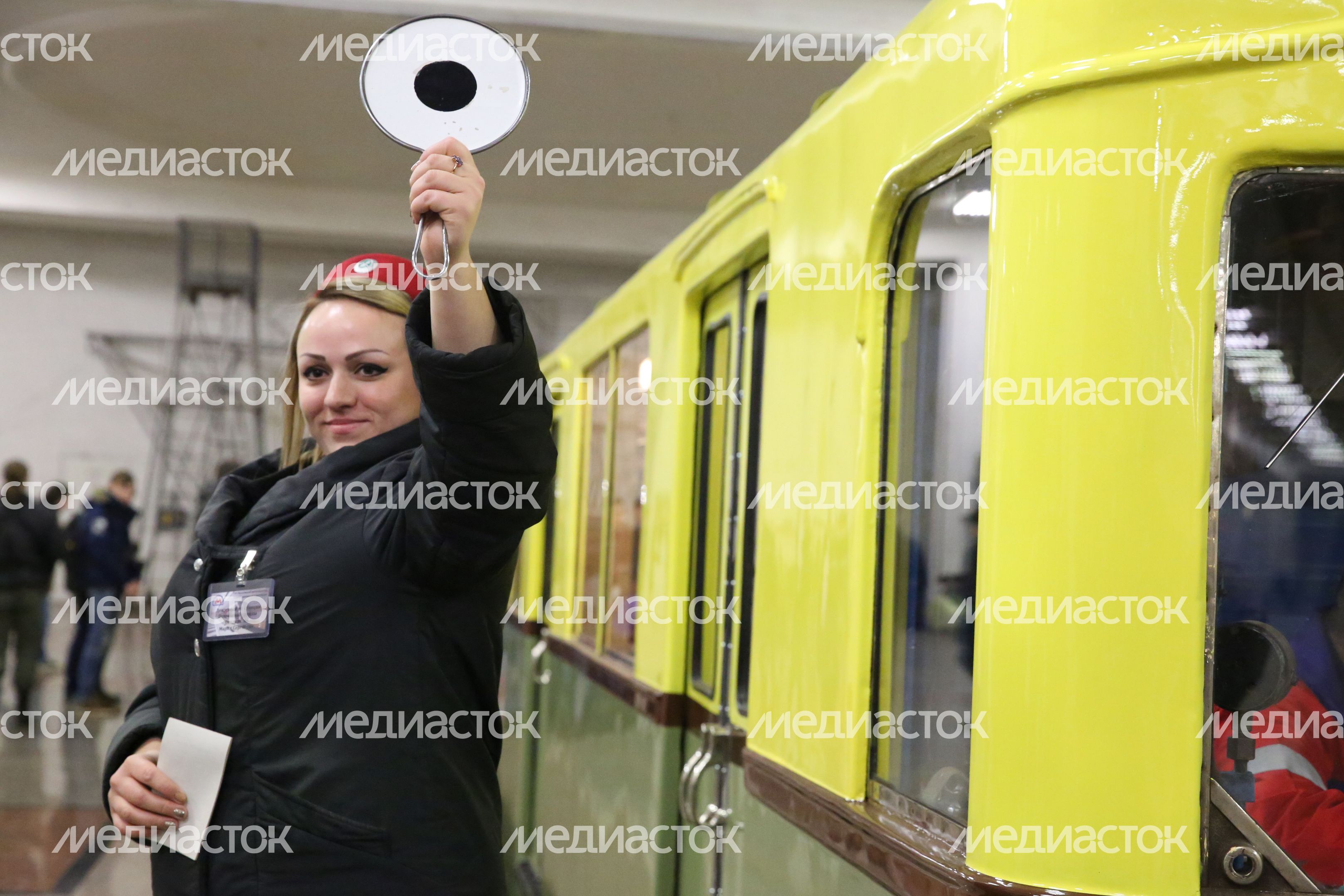 «Экскурсия в прошлое» в Московском метрополитене