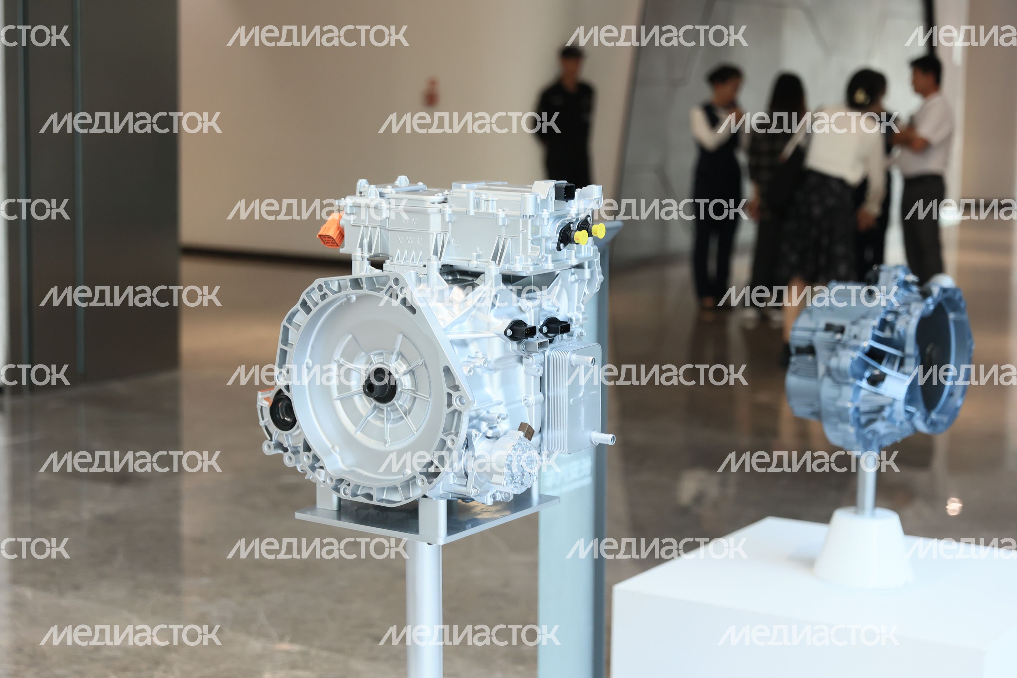Посещение автозавода Changan Automobile Group в Китае Губернатором Подмосковья
