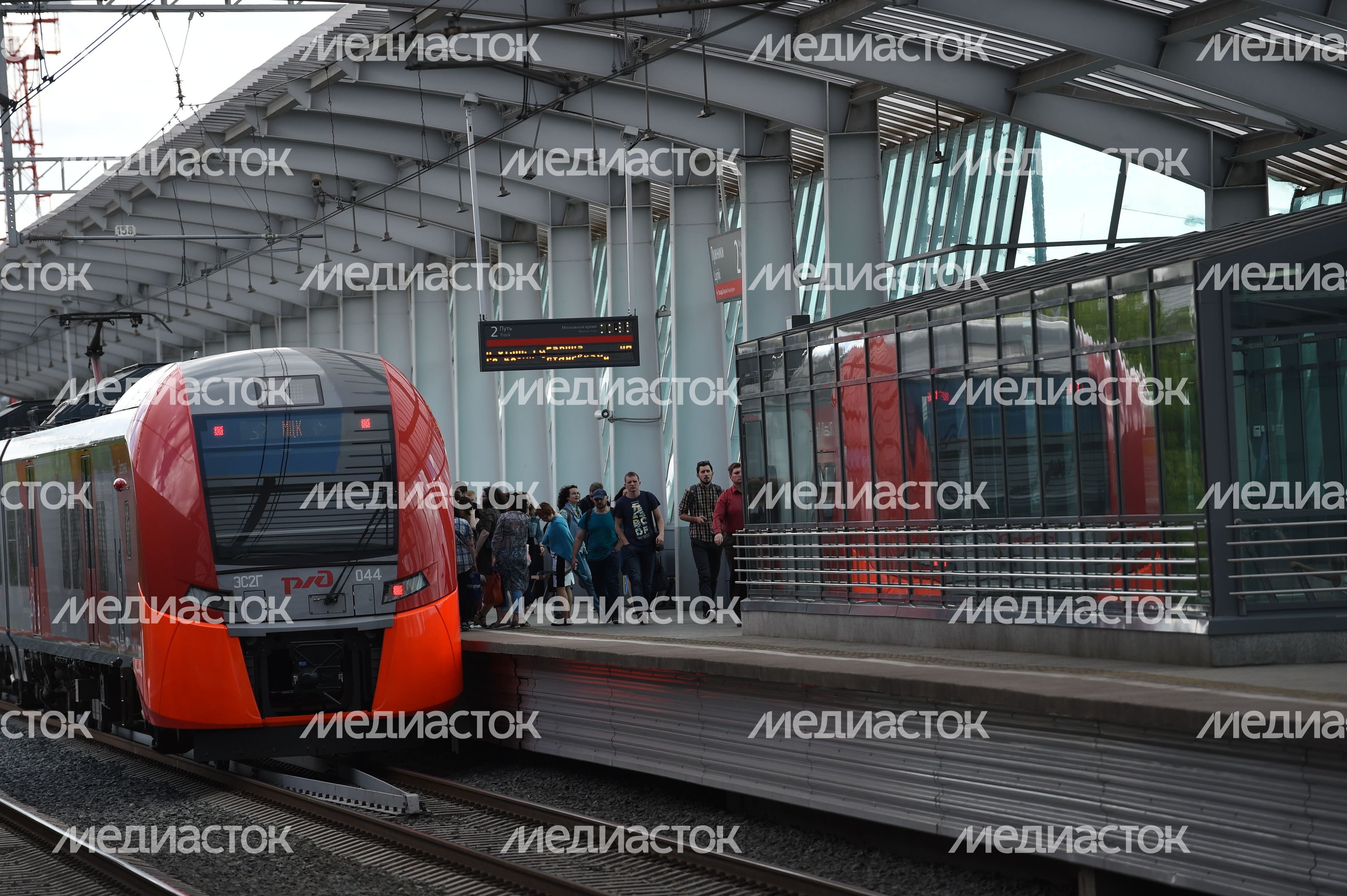 МЦК летом