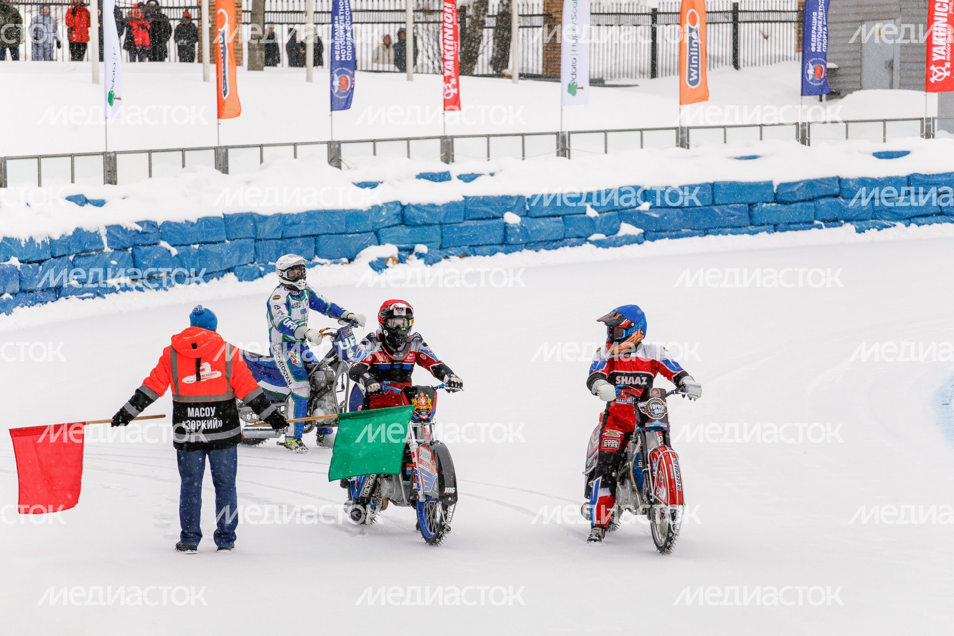 VI этап личного чемпионата России по гонкам на льду в Красногорске