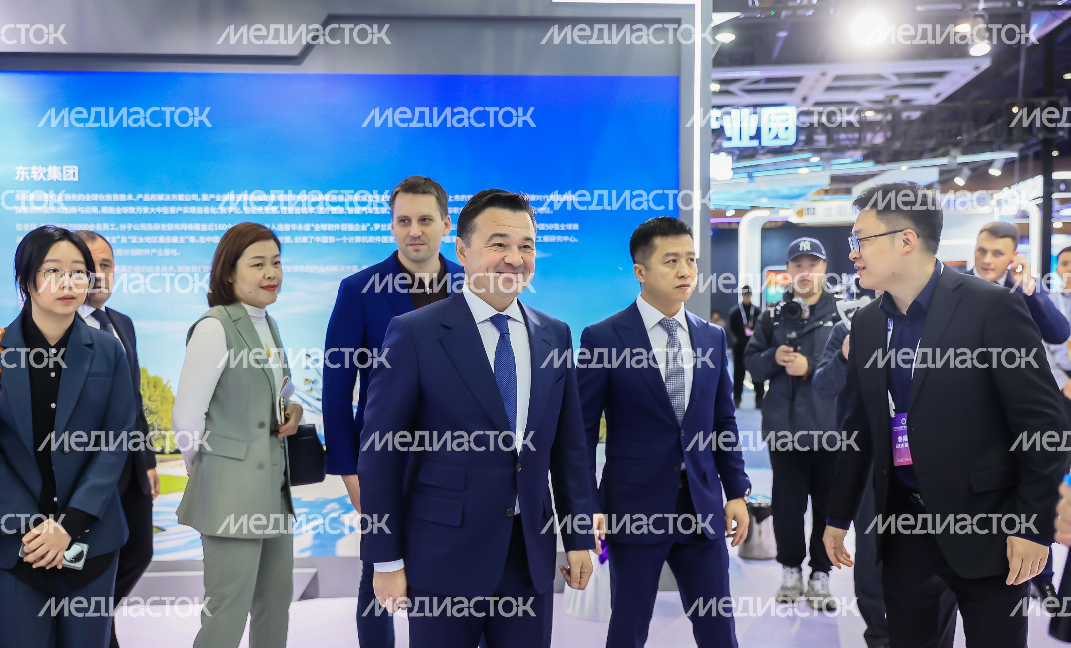Посещение выставки высоких технологий в Шэньяне Губернатором Подмосковья