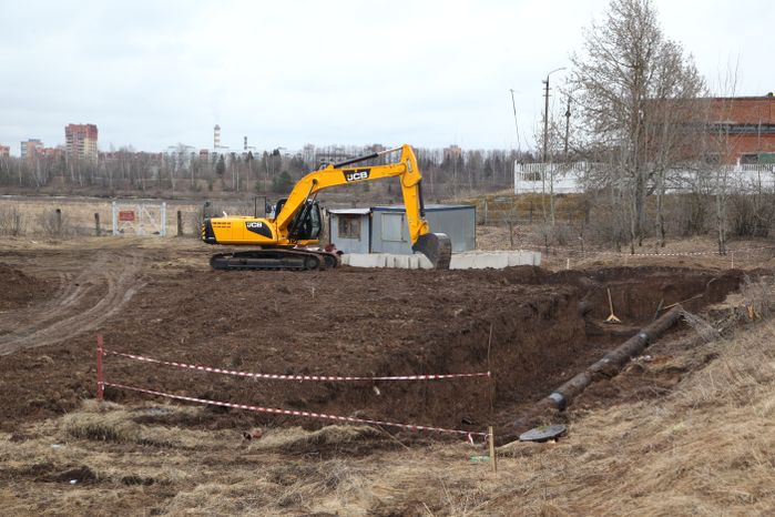 Строительство защитной дамбы в Дубне