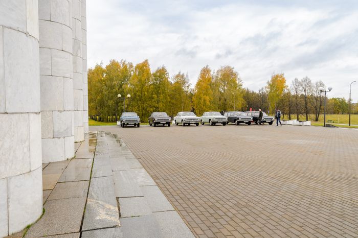 Ленинские Горки. Закрытие летнего сезона Клуба любителей автомобилей «Волга-242»