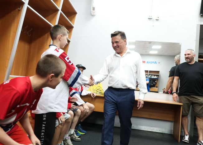 Андрей Воробьев посетил закрытие 8-го Кубка Александра Овечкина в Мытищах