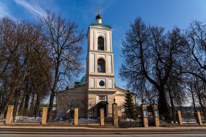 Церковь Преображения Господня в селе Крымское Одинцовского округа