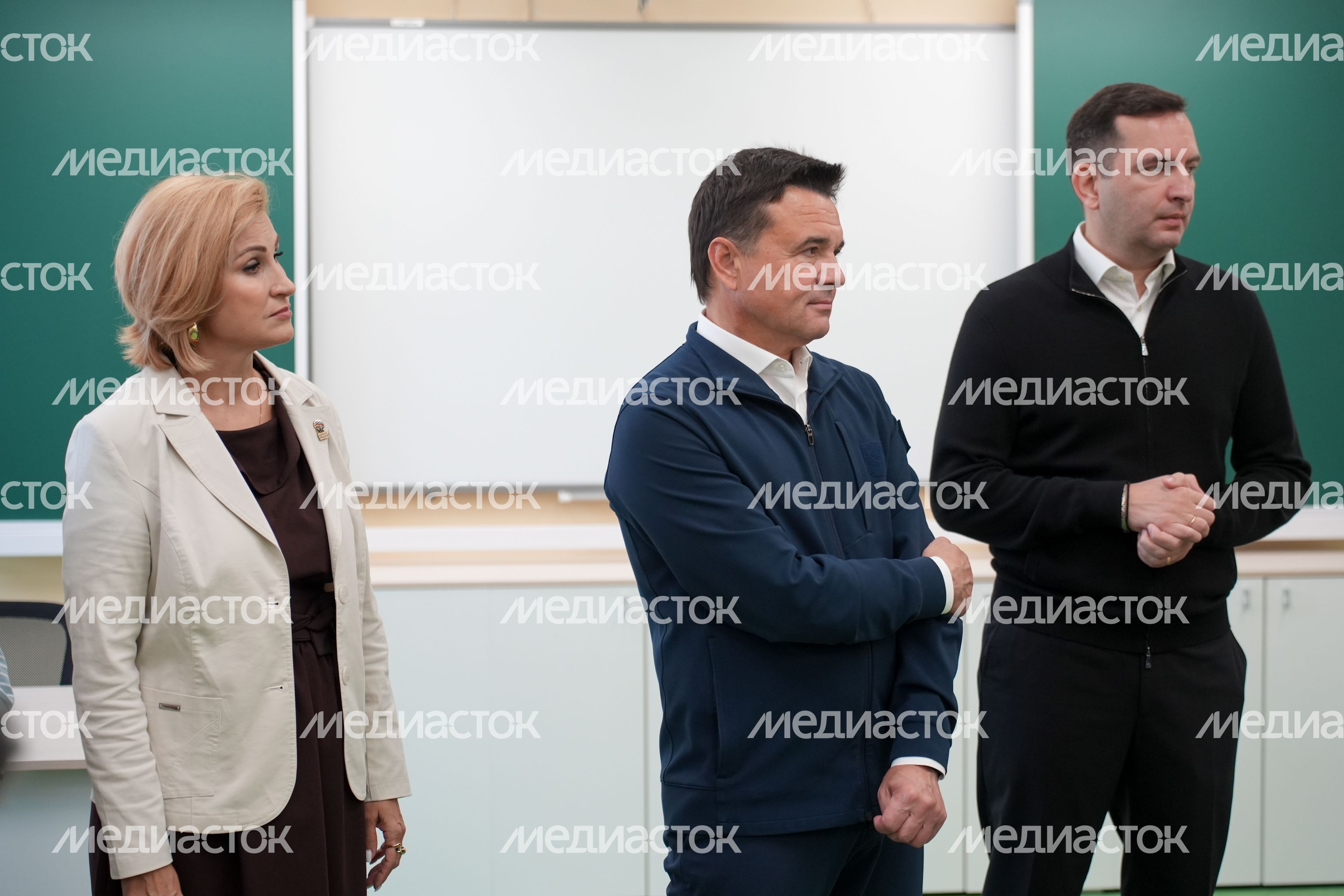 Андрей Воробьев проверил готовность новой школы в пгт Свердловский г.о. Лосино-Петровский Андрей Воробьев проверил готовность новой школы в пгт Свердловский г.о. Лосино-Петровский