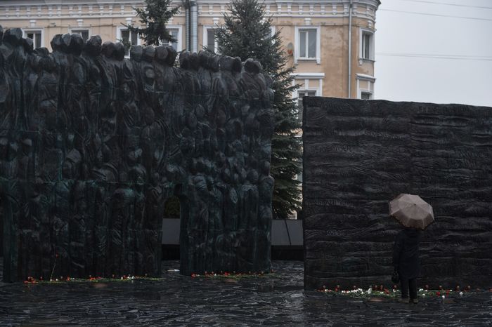 Мемориал Стена скорби в Москве