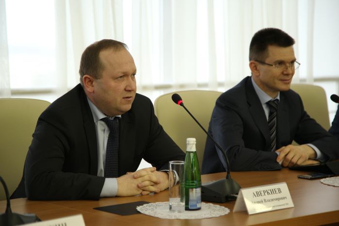 Андрей Аверкиев на выездном совещании в Дубне