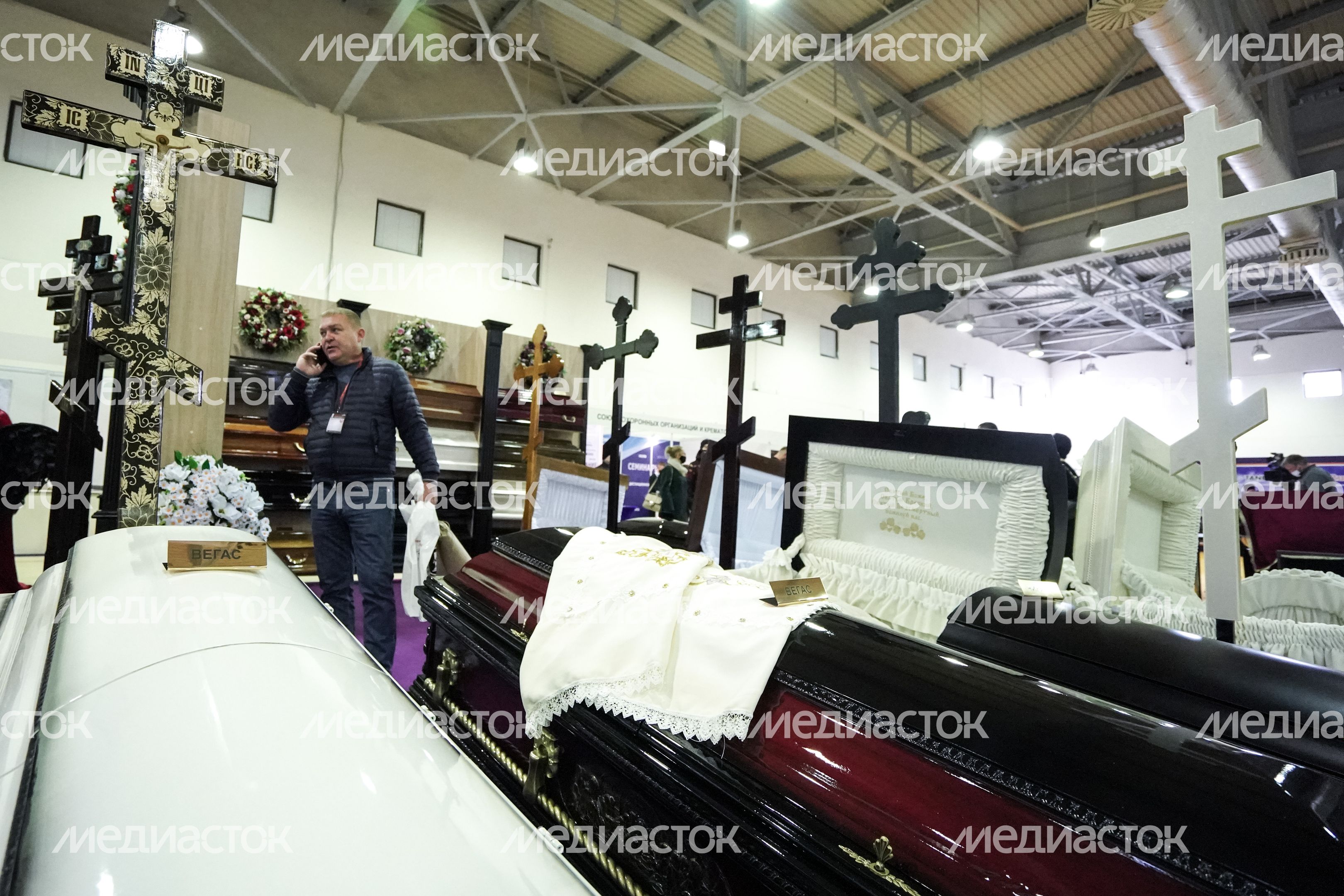 Международная выставка Некрополь-2021